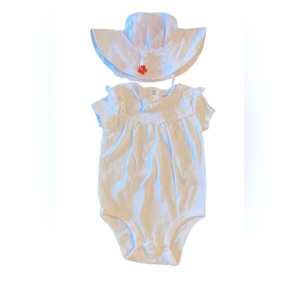 OshKosh B'gosh Other - NWOT Baby B’Gosh White Romper with Wide Brim Floppy Hat Size 18 Months